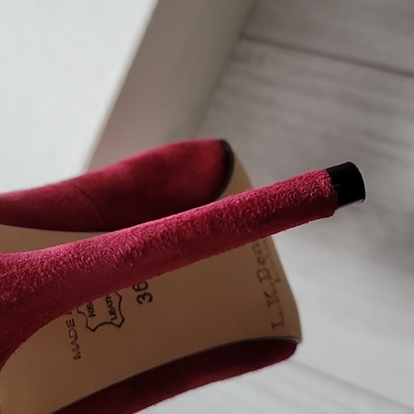 LK Bennett Pumps with Elastic Straps - Picture 9 of 13